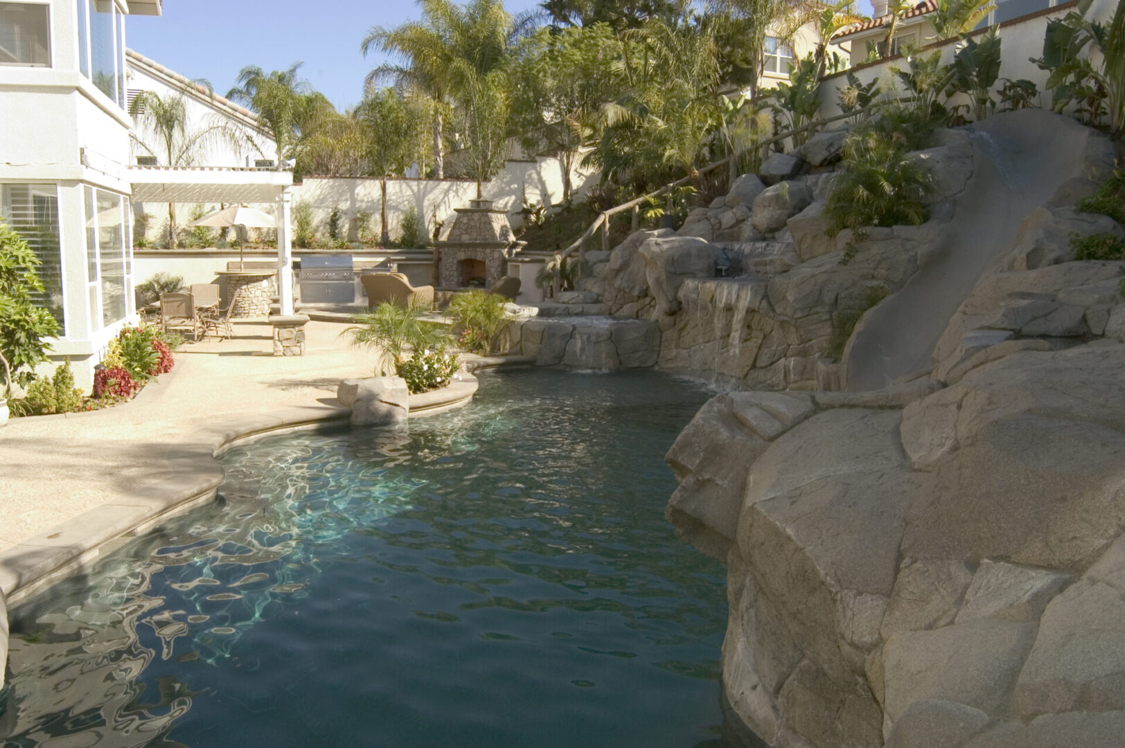 Pool with a wall of stones